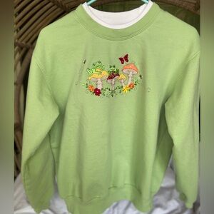 Green Frog & Mushroom Embroidered Sweatshirt - Women